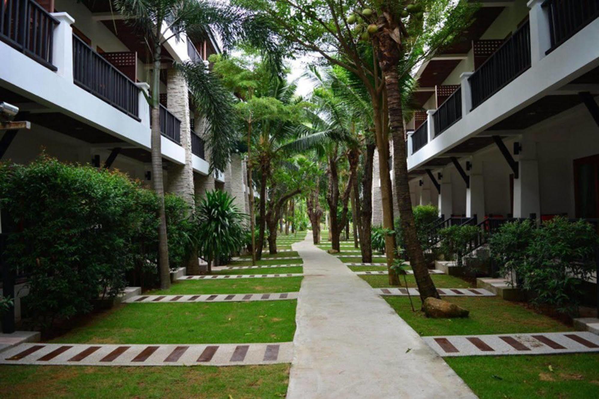 Marina Villa Ламаи-Бич Экстерьер фото