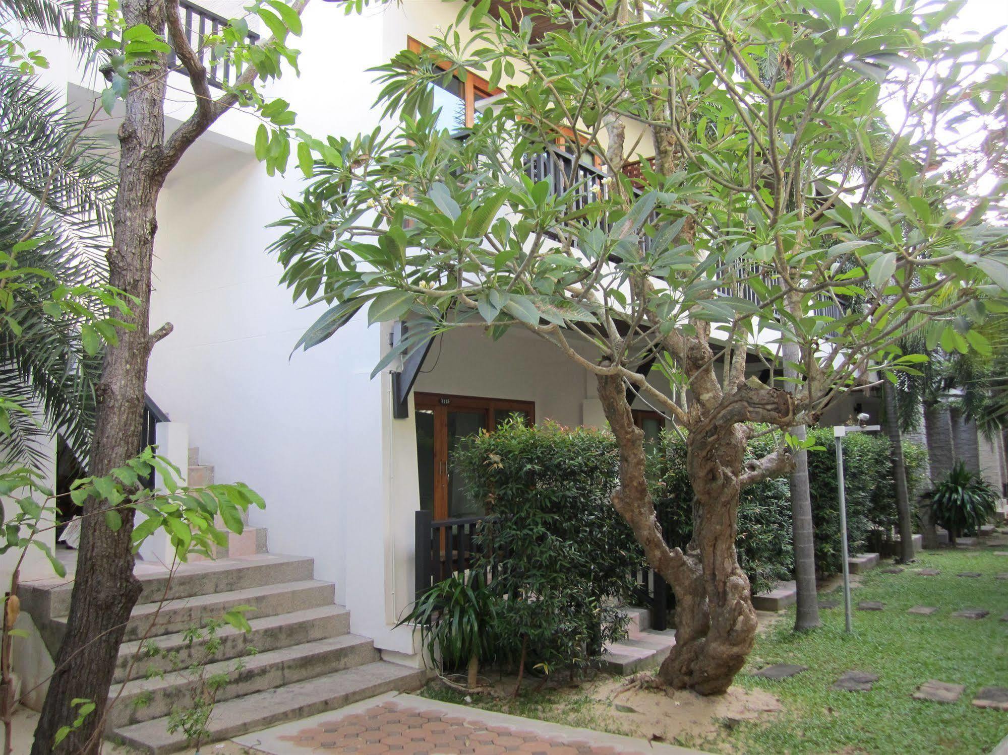 Marina Villa Ламаи-Бич Экстерьер фото